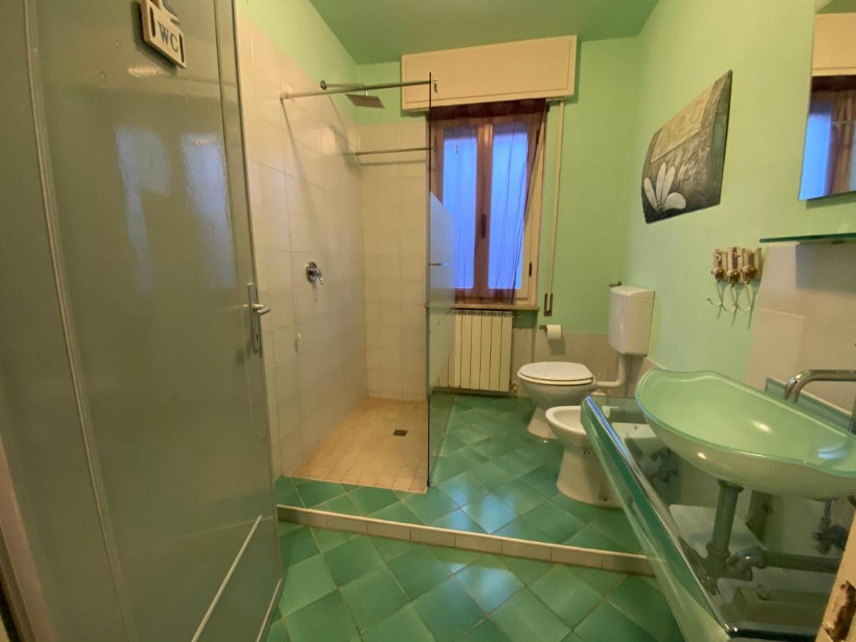 Casa Vacanze Vespucci Torre del Lago Puccini Exteriör bild