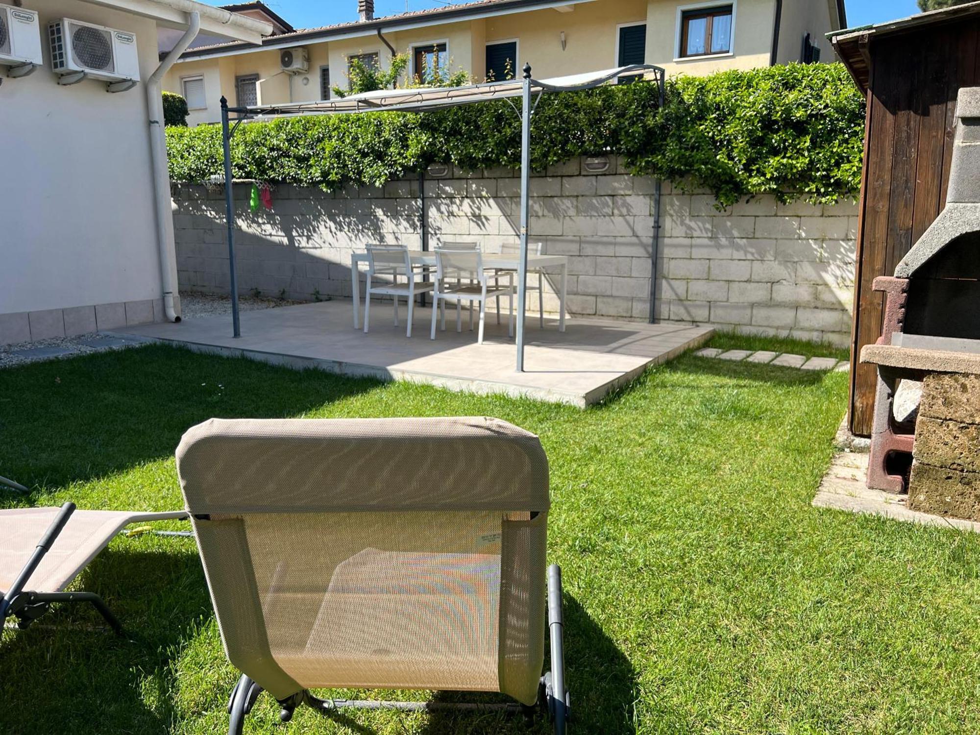 Casa Vacanze Vespucci Torre del Lago Puccini Exteriör bild