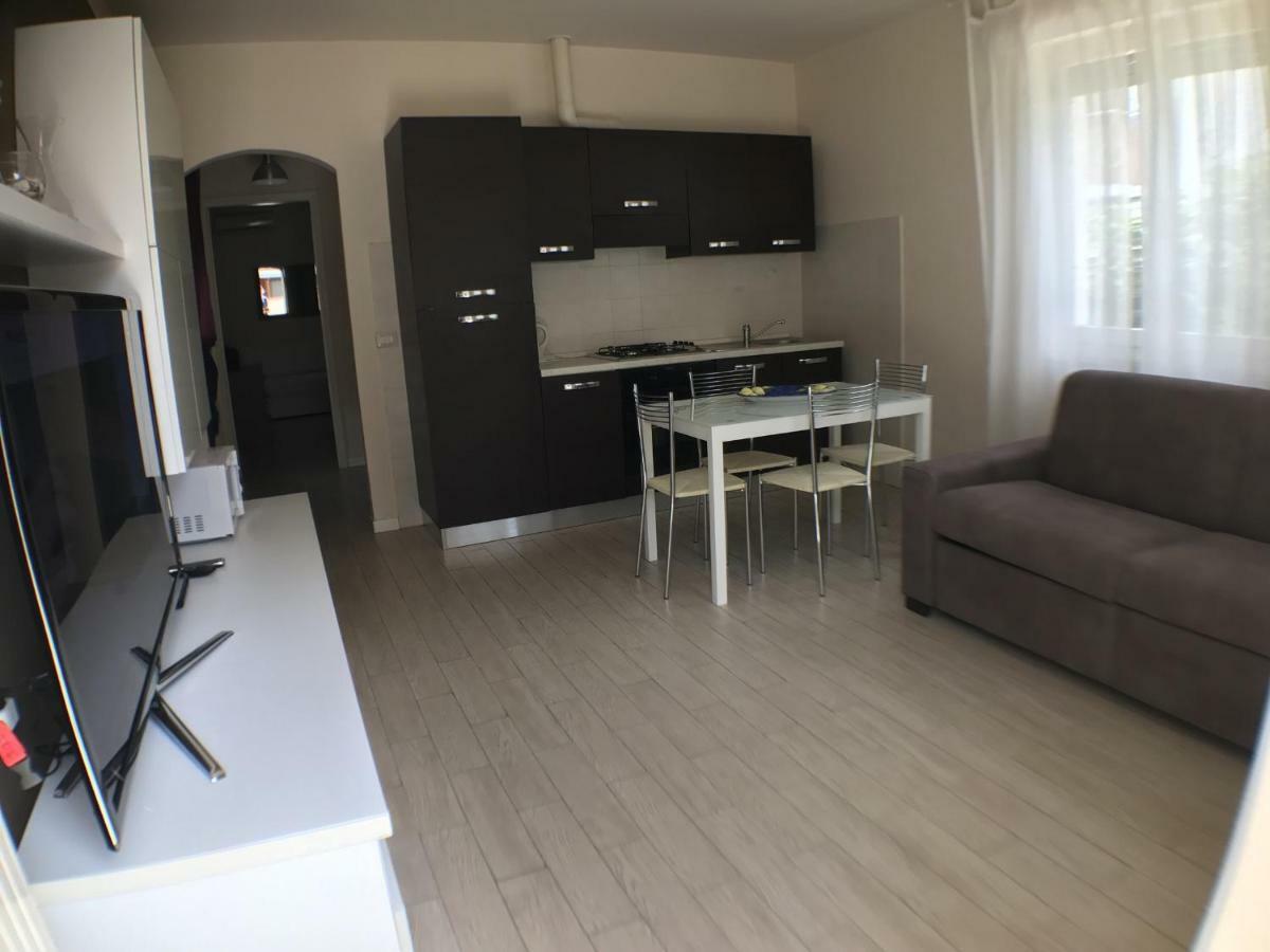 Casa Vacanze Vespucci Torre del Lago Puccini Exteriör bild