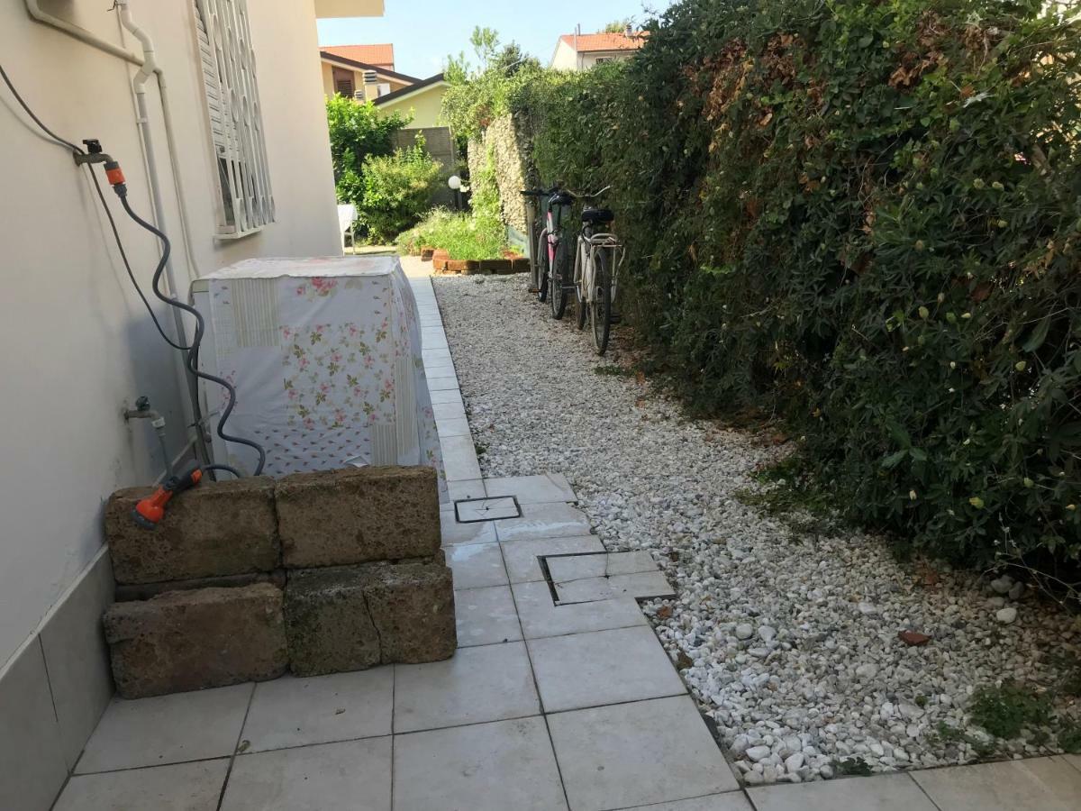 Casa Vacanze Vespucci Torre del Lago Puccini Exteriör bild